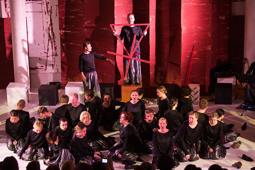 Красное. Изображение 6