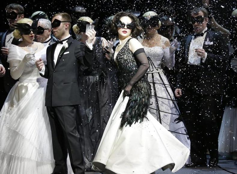 Бал-маскарад. Изображение 11