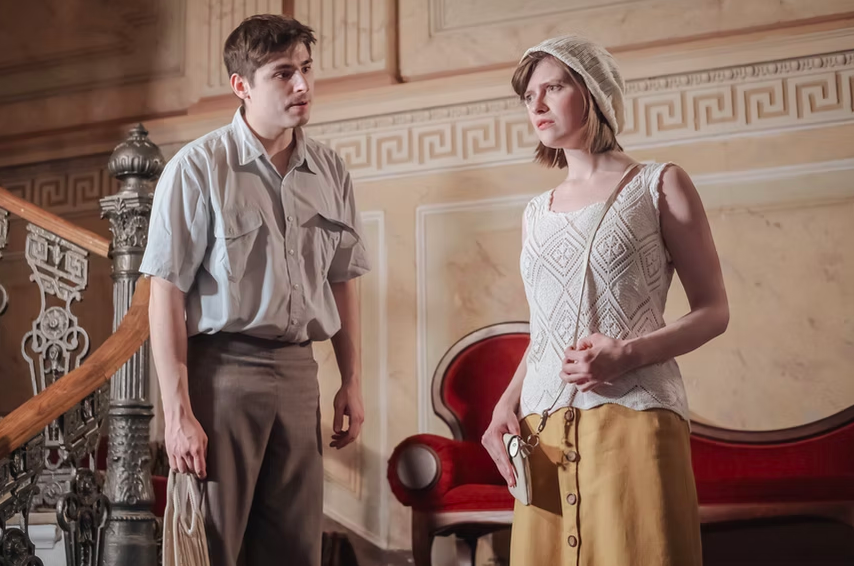 12 стульев (Театр им.Сергея Есенина). Изображение 4