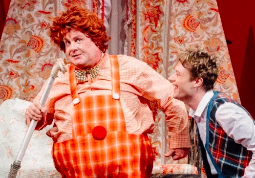 Малыш и Карлсон, который живет на крыше. Изображение 4