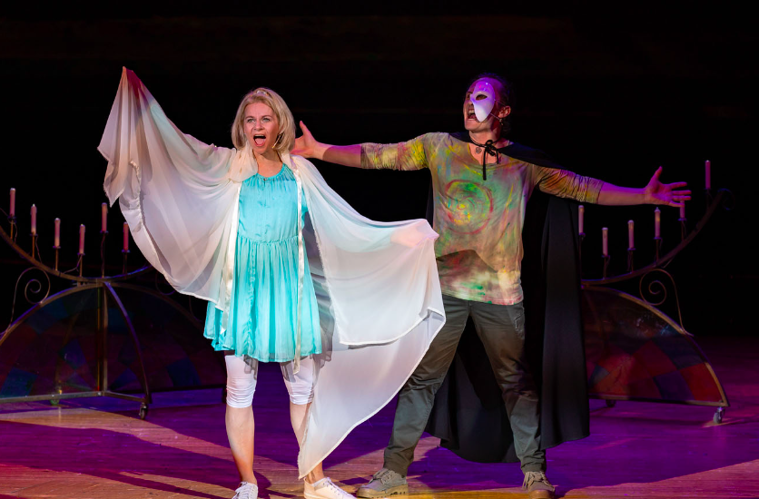 МЮЗИКЛ НА ЧЕРДАКЕ (Театр "Поколение"). Изображение 5