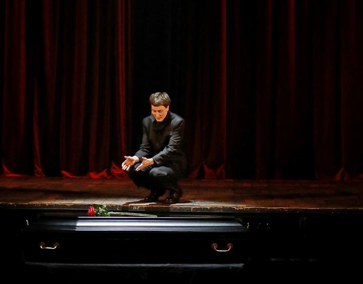 Гамлет (Театр на Таганке). Изображение 4