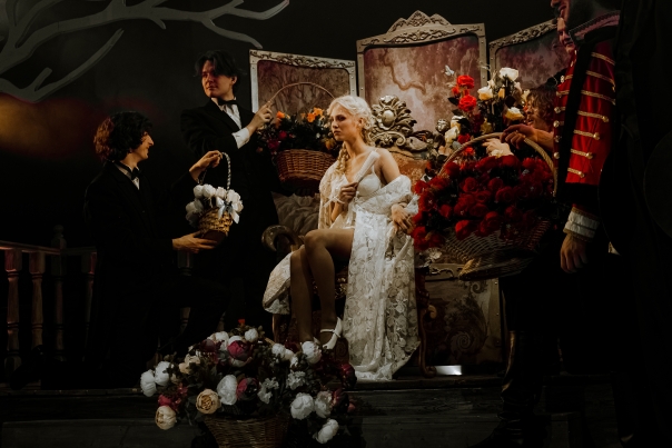 Анна на шее. Изображение 5