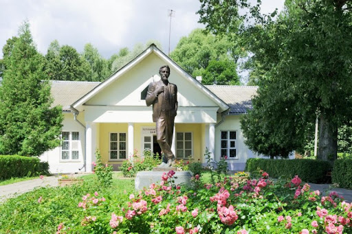 unnamed.jpg unnamed.jpg