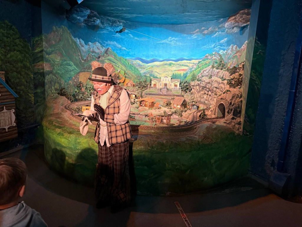 2025-09-30 12.56.49.jpg