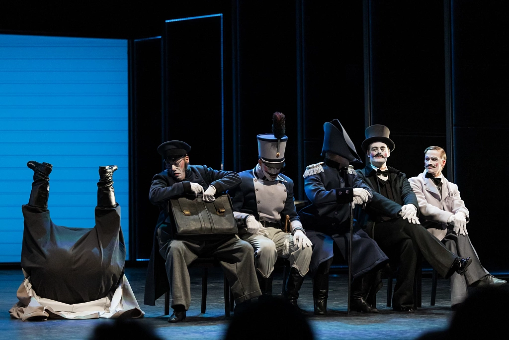 ЖЕНИТЬБА (Театр Сатиры). Изображение 4