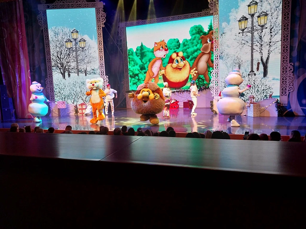 Национальный театр народной музыки и песни "Золотое кольцо". Изображение 4