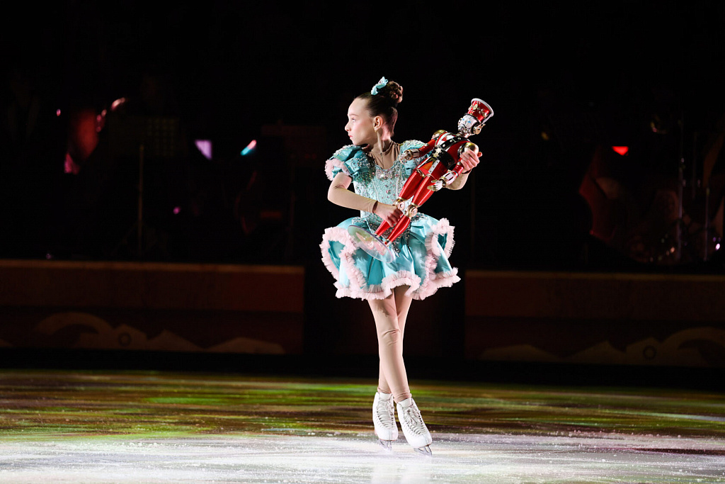 Ледовое шоу "ЩЕЛКУНЧИК". Изображение 1