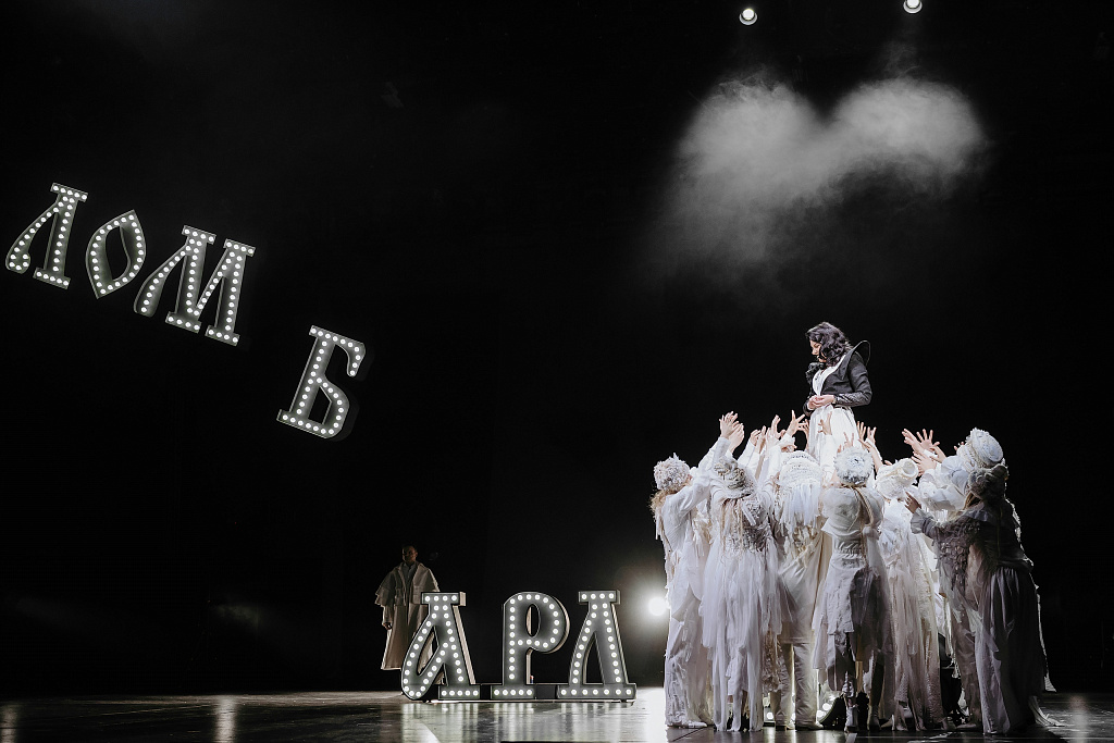 СВАДЬБА КРЕЧИНСКОГО (Малый театр). Изображение 7