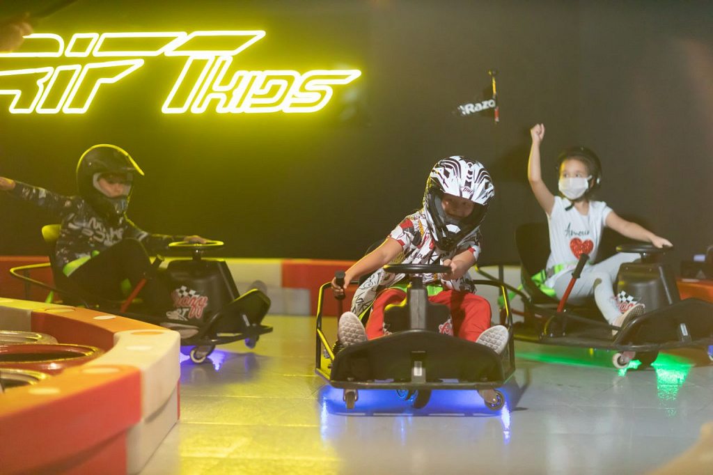 Дрифт картинг в ЦДМ. Изображение 5