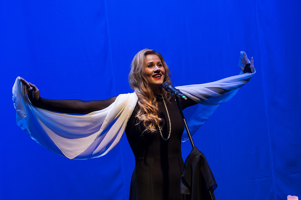 Жизнь, кажется, висит на волоске. Изображение 1