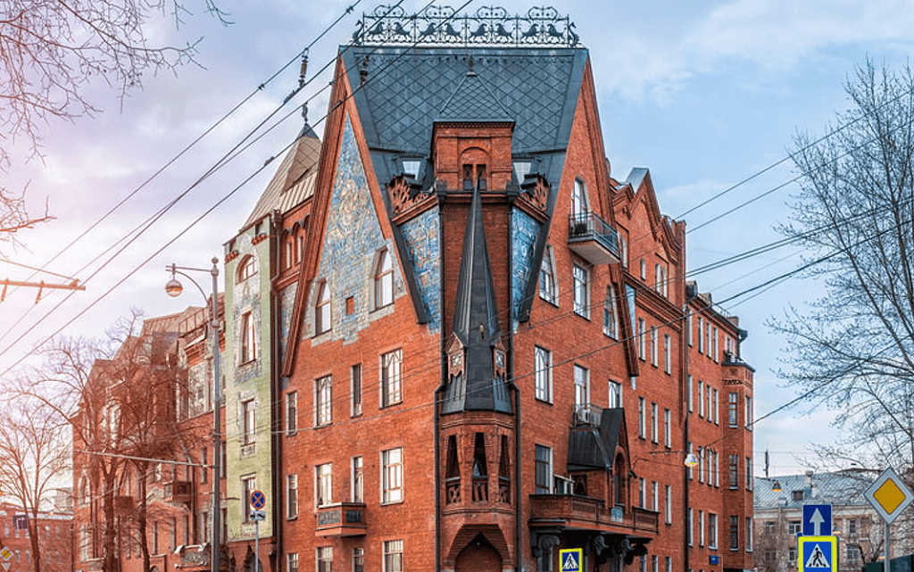 Маршрут №1 "Гуляем по Волхонке" с Катей Махоткиной. Изображение 5