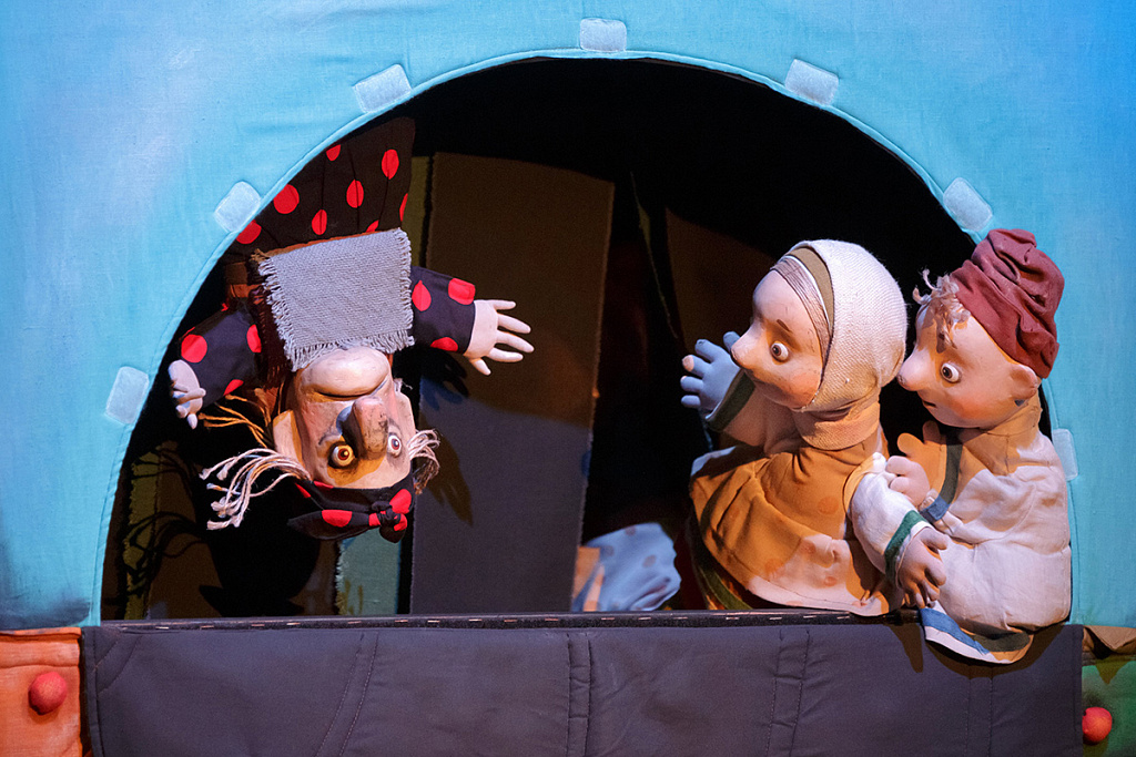 ГУСИ-ЛЕБЕДИ (Московский театр кукол). Изображение 8