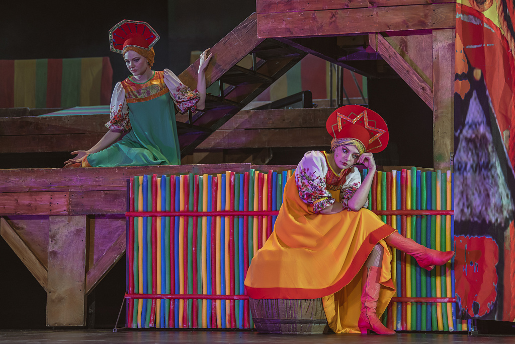 Летучий Корабль (Театр Российской Армии). Изображение 2