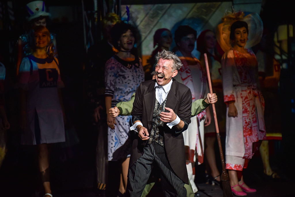 12 стульев (Театр Русская песня). Изображение 10