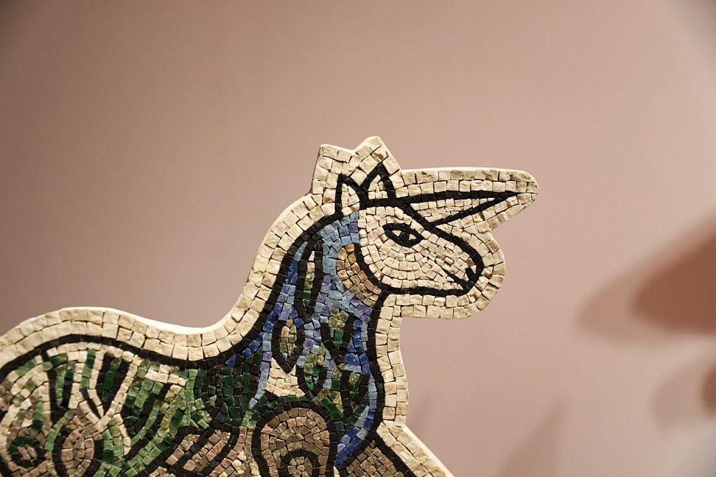 Звери и мифы: от античных мозаик к московским изразцам. Изображение 5