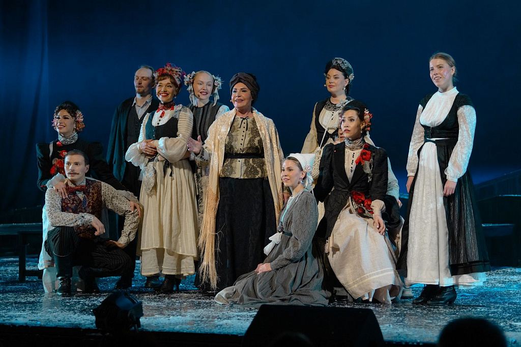 БЕДНОСТЬ НЕ ПОРОК (Театр Русская песня). Изображение 9