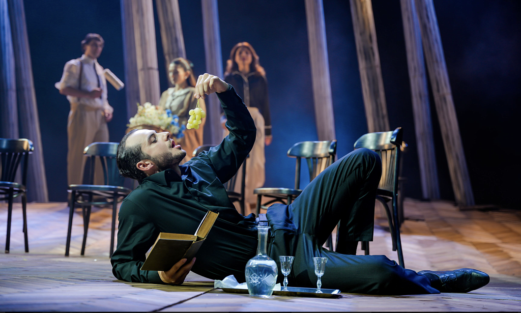 Отцы и дети (Малый театр). Изображение 2