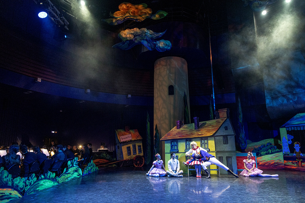 Ящик с игрушками. Изображение 8