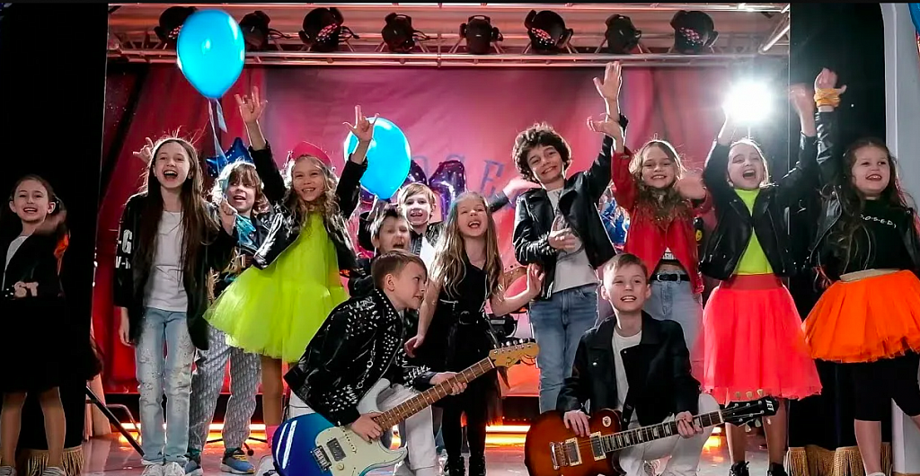 С днём рождения, Непоседы!. Изображение 2