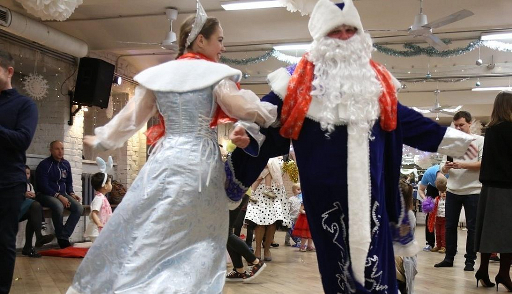 "Танцевальная Джаз-Ёлка" для всей семьи (проект вместе с мамой). Изображение 1