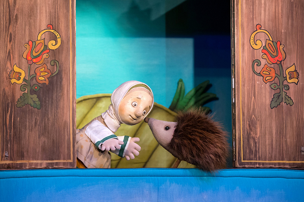 ГУСИ-ЛЕБЕДИ (Московский театр кукол). Изображение 4