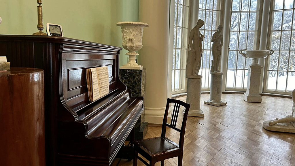 Музей-заповедник "Горки Ленинские". Изображение 8