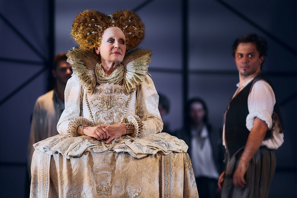 Влюблённый Шекспир. Изображение 10