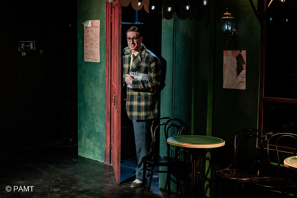 Коричневое утро. Изображение 8