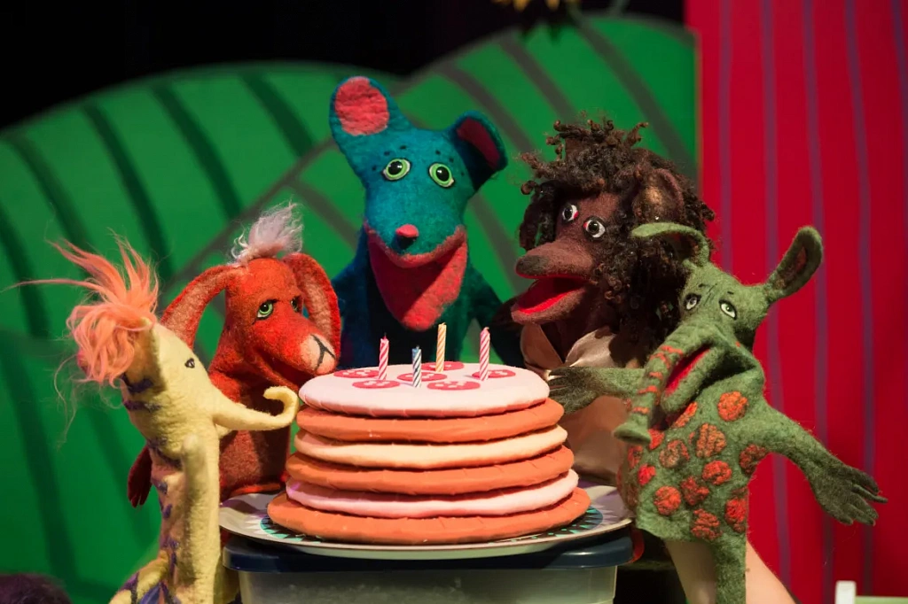 Петсон и Финдус. Именинный пирог. Изображение 1