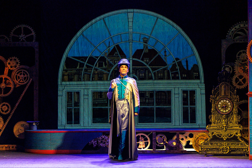 Стойкий оловянный солдатик (Малый театр). Изображение 7
