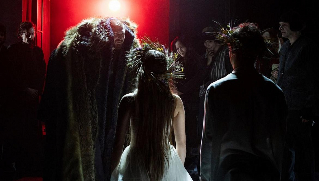 Й (Театр им. М.Н.Ермоловой). Изображение 7