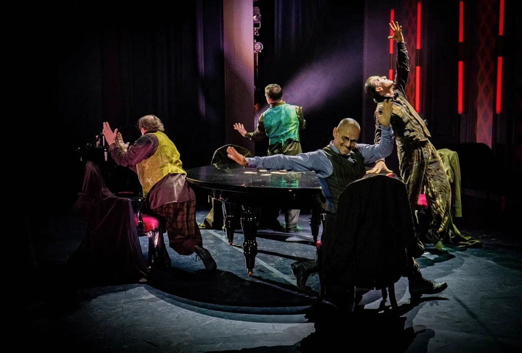 Игроки(Театр Сатиры). Изображение 4