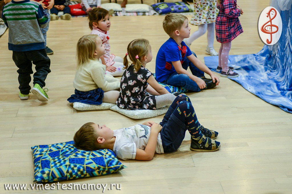 По дороге с облаками. Изображение 4