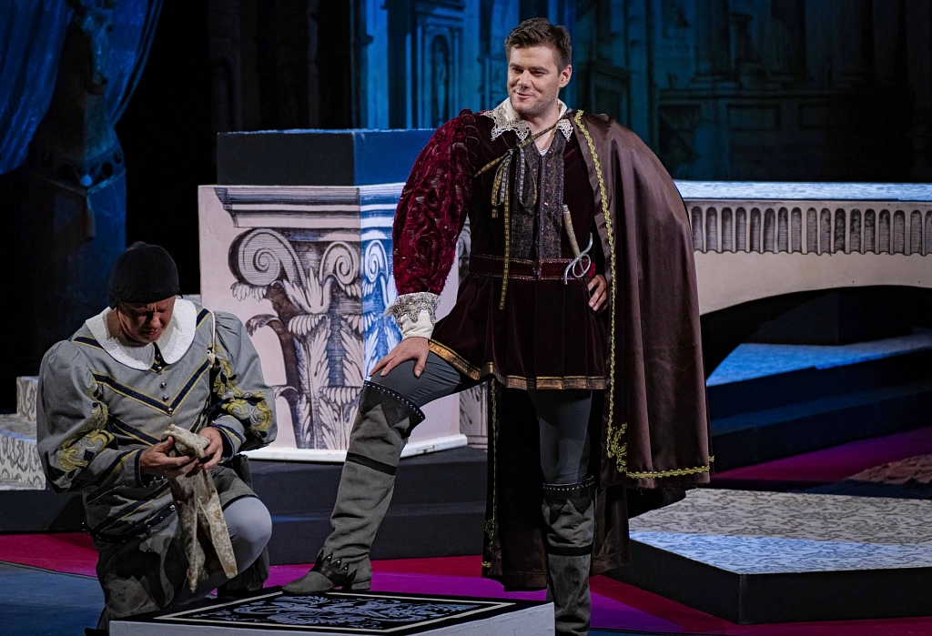 Укрощение строптивой (Театр Сатиры). Изображение 3