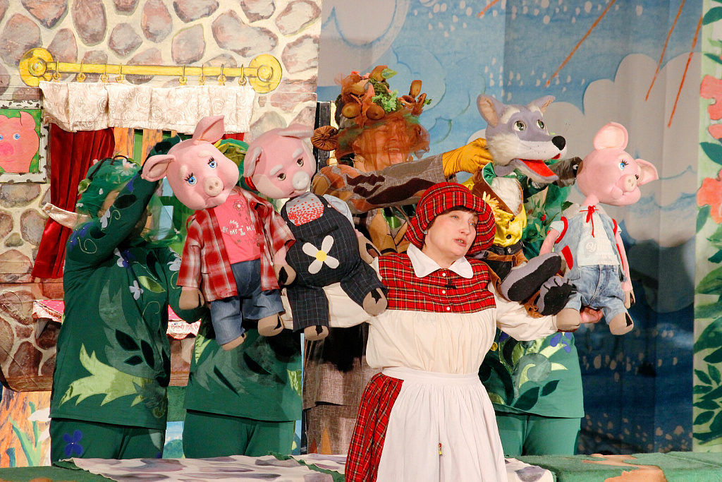 Три веселых поросенка или как подружиться с Волком. Изображение 2