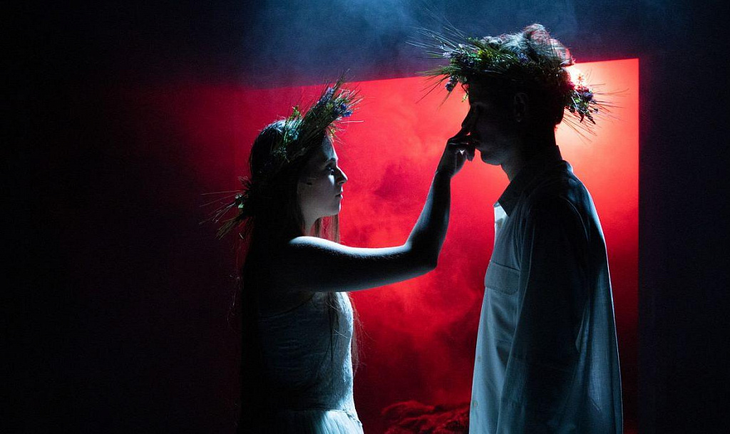 Й (Театр им. М.Н.Ермоловой). Изображение 6