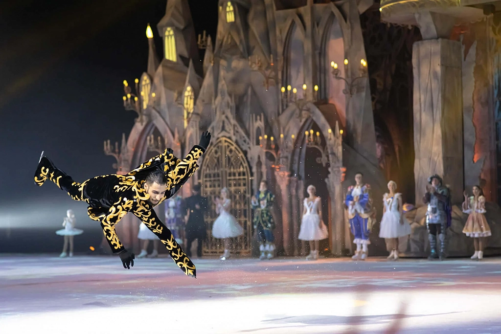 Ледовое шоу ‭«Лебединое озеро». Изображение 7