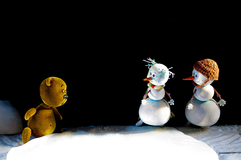 Солнышко и снежные человечки. Изображение 3