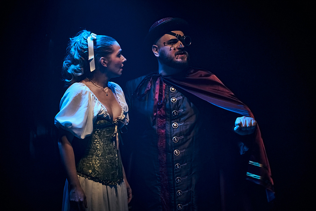 Щелкунчик VS Мышиный король. Изображение 1