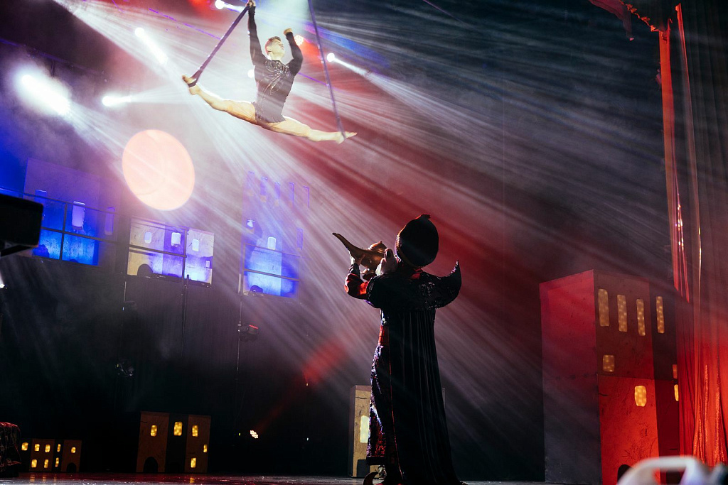 Волшебная лампа Аладдина (Цирк Чудес). Изображение 2