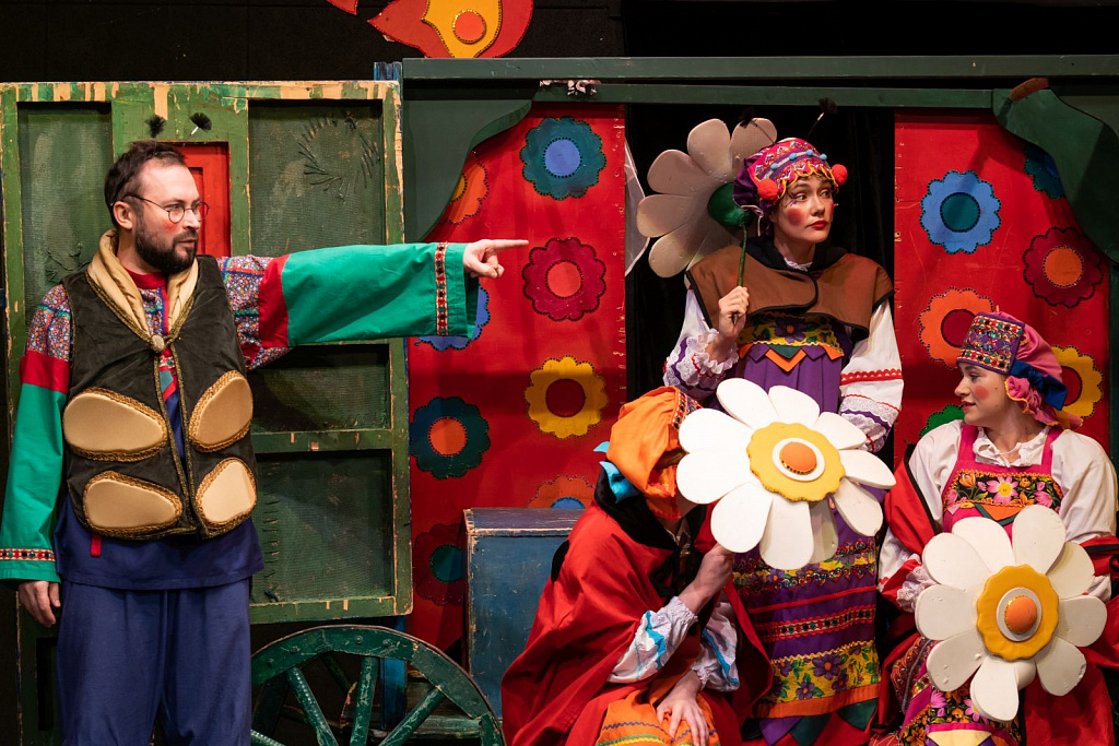 Муха-Цокотуха (театр Иллюзии). Изображение 2