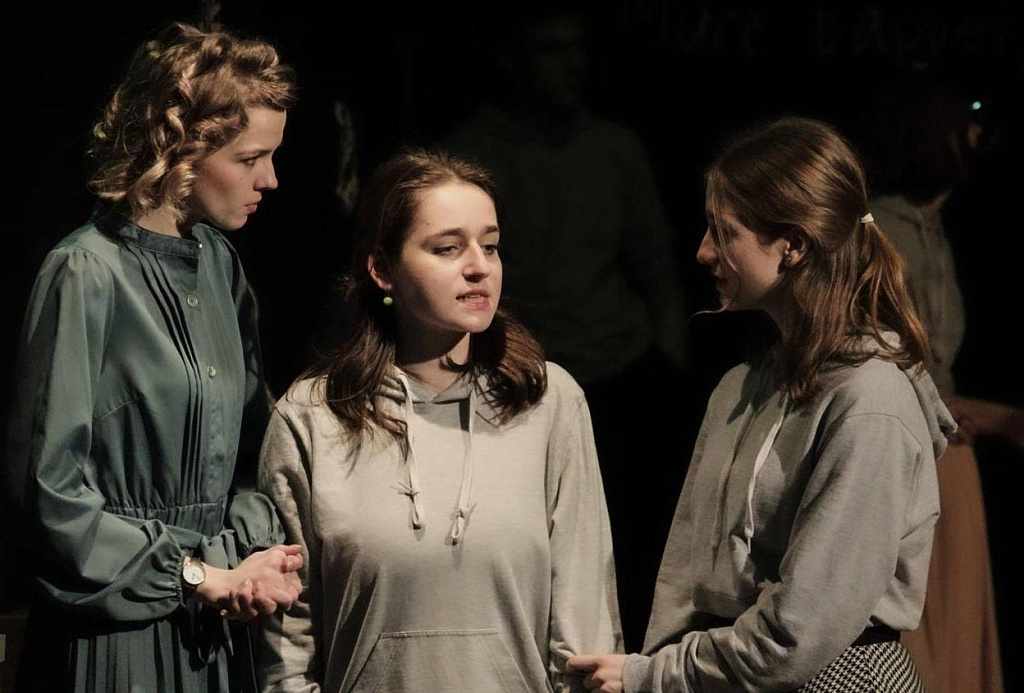 Вверх по лестнице, ведущей вниз. Изображение 7