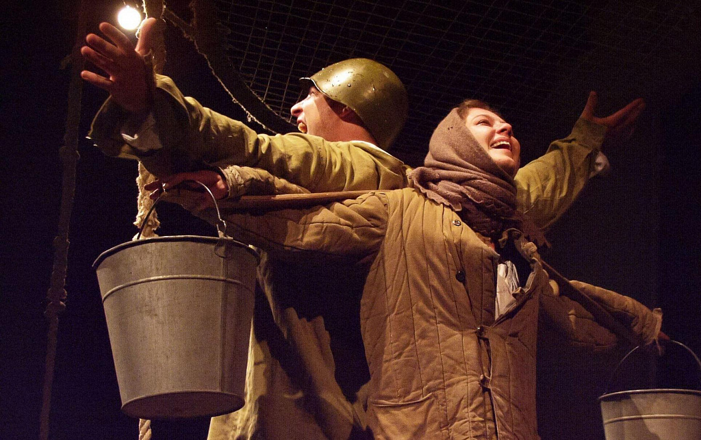 Одна абсолютно счастливая деревня. Изображение 7