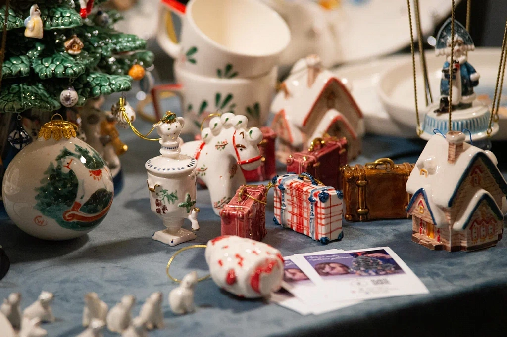 РОЖДЕСТВЕНСКАЯ ЯРМАРКА FRENCHBAZAR. Изображение 1