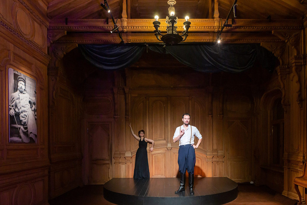 Розовое платье. Изображение 7