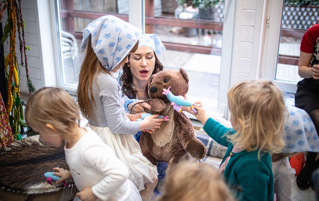 Снегурочка (Вместе с мамой). Изображение 2