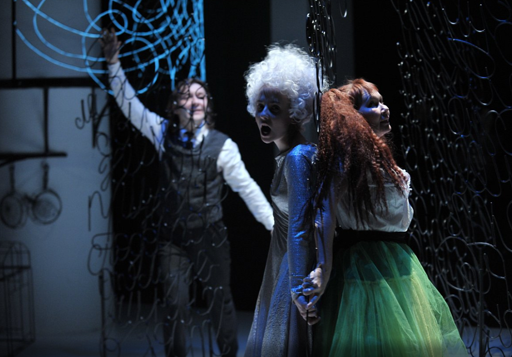 Школа жён. Изображение 6