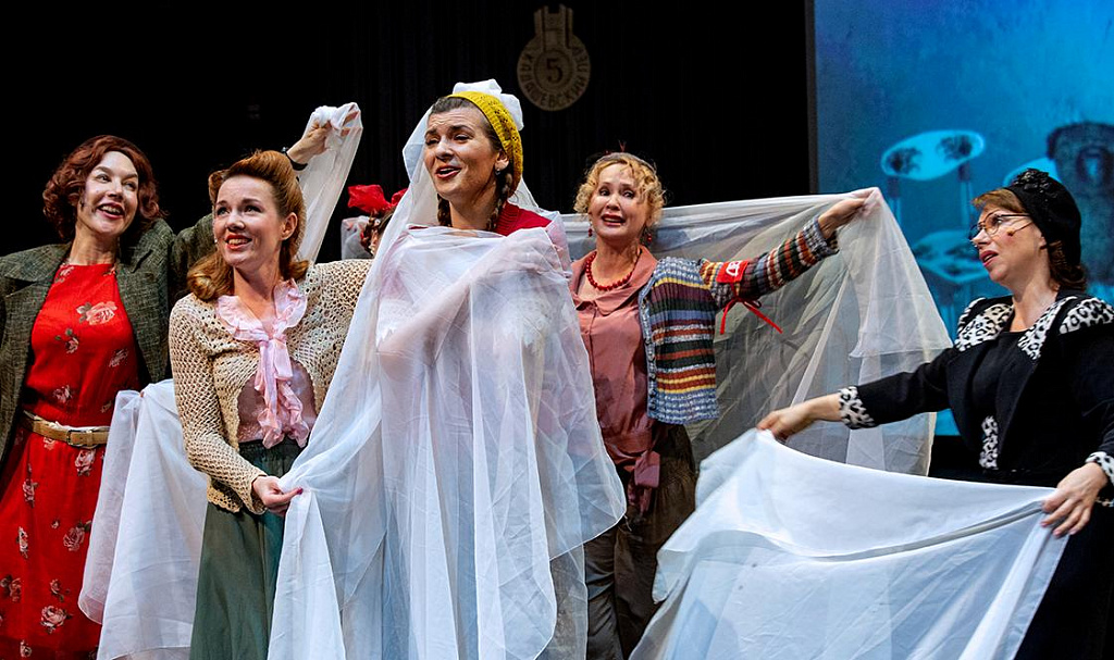 В шесть часов вечера после войны. Изображение 5