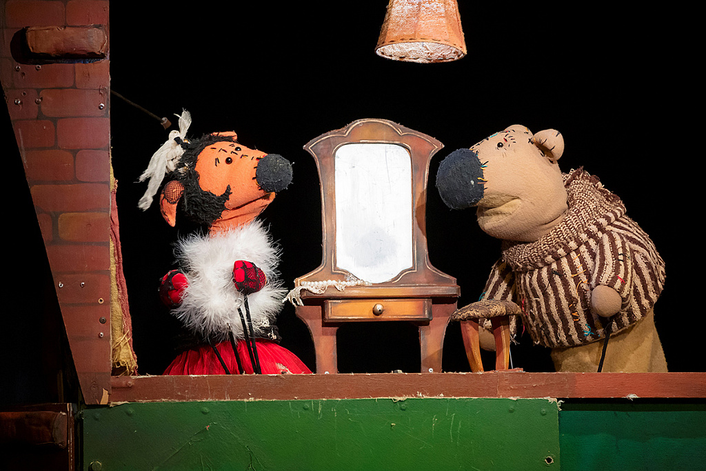 Как Лиса Медведя обманывала, да потом сама попалась (МТК). Изображение 3